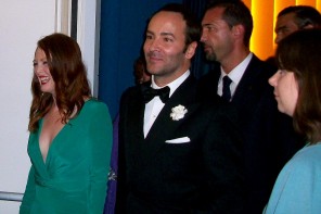Julianne Moore e Tom Ford all'uscita della Sala Grande